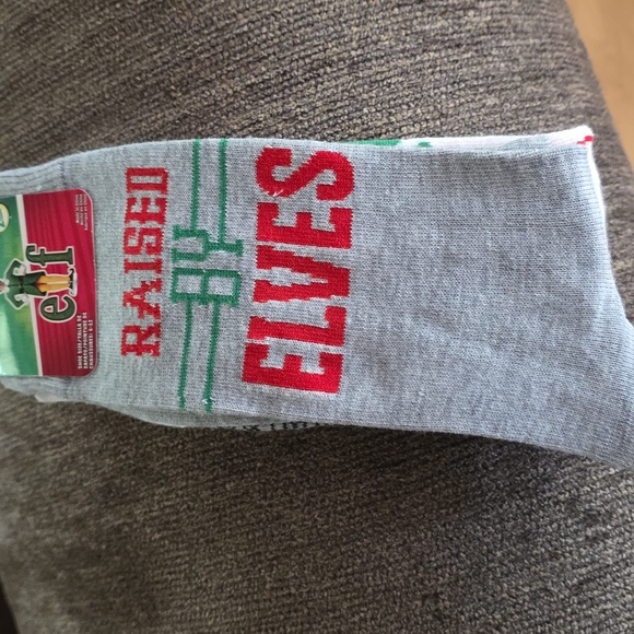 ELF Festive Gray and Red Socks-NWT - Picture 1 of 4